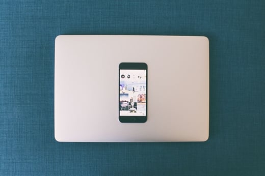 Greyphin-Digital-Marketing-Weekly-How-to-do-an-instagram-poll-for-beginners-2020